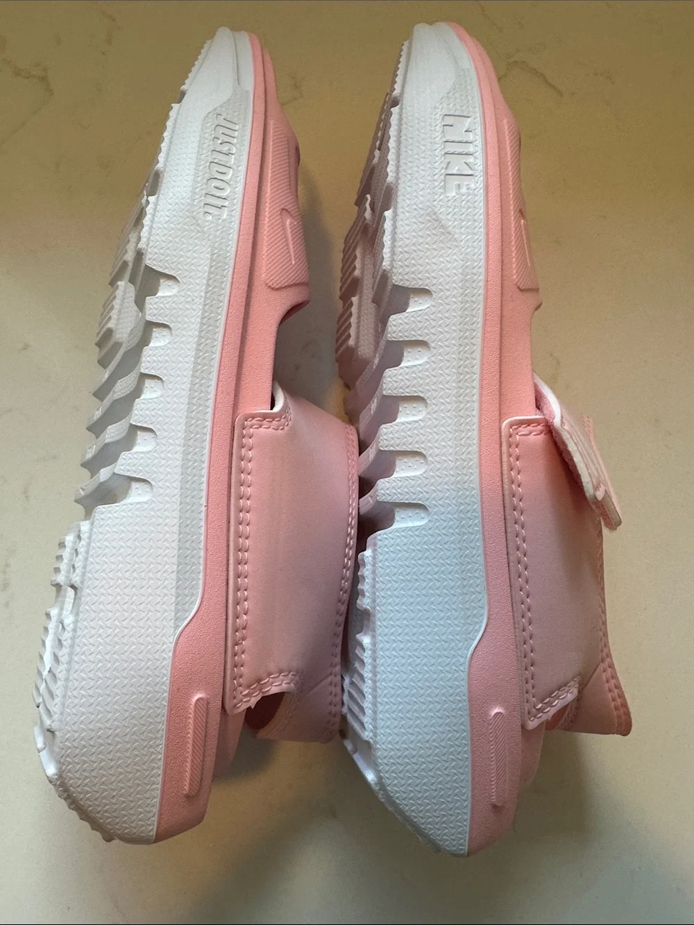 NIKE Kids Pink Sandals